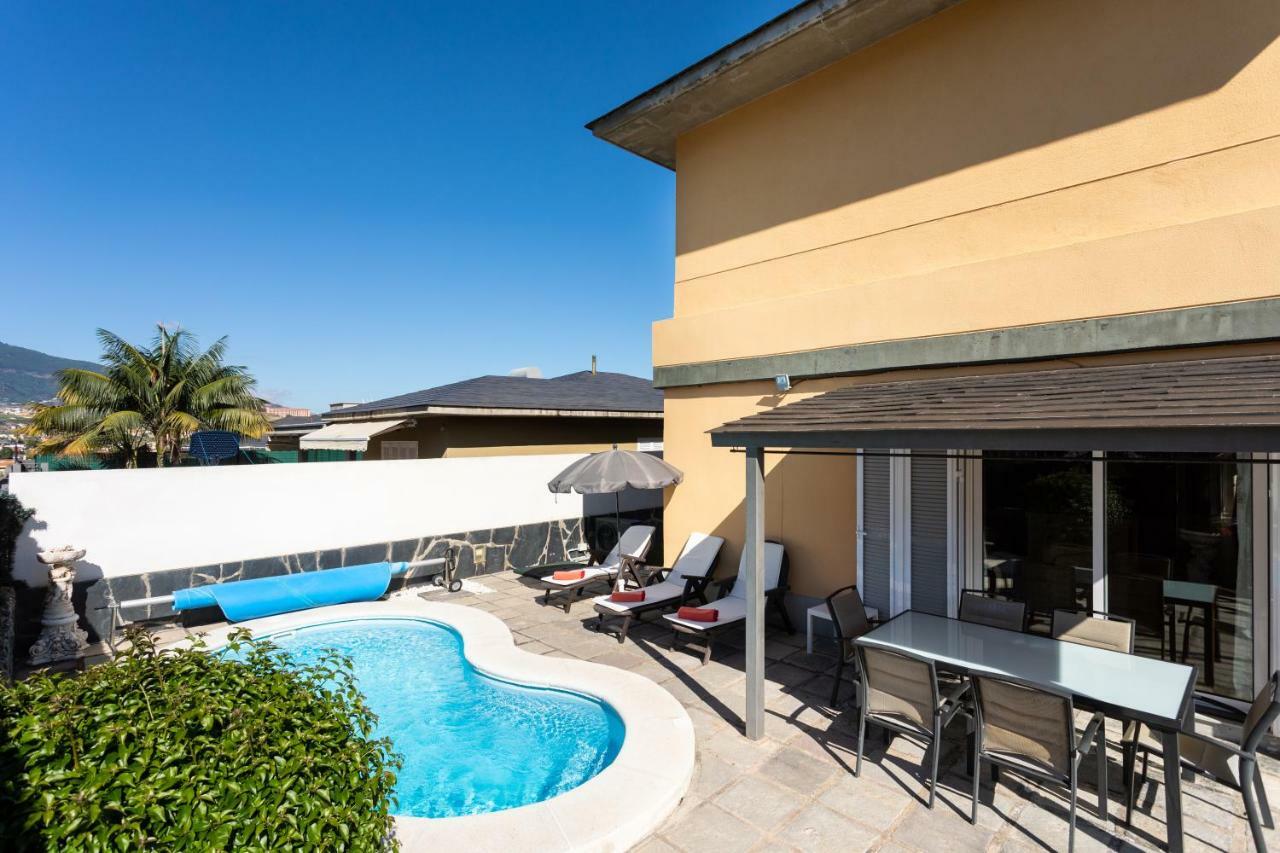 Dorina - Vivienda Vacacional Con Piscina Privada 라오로타바 외부 사진