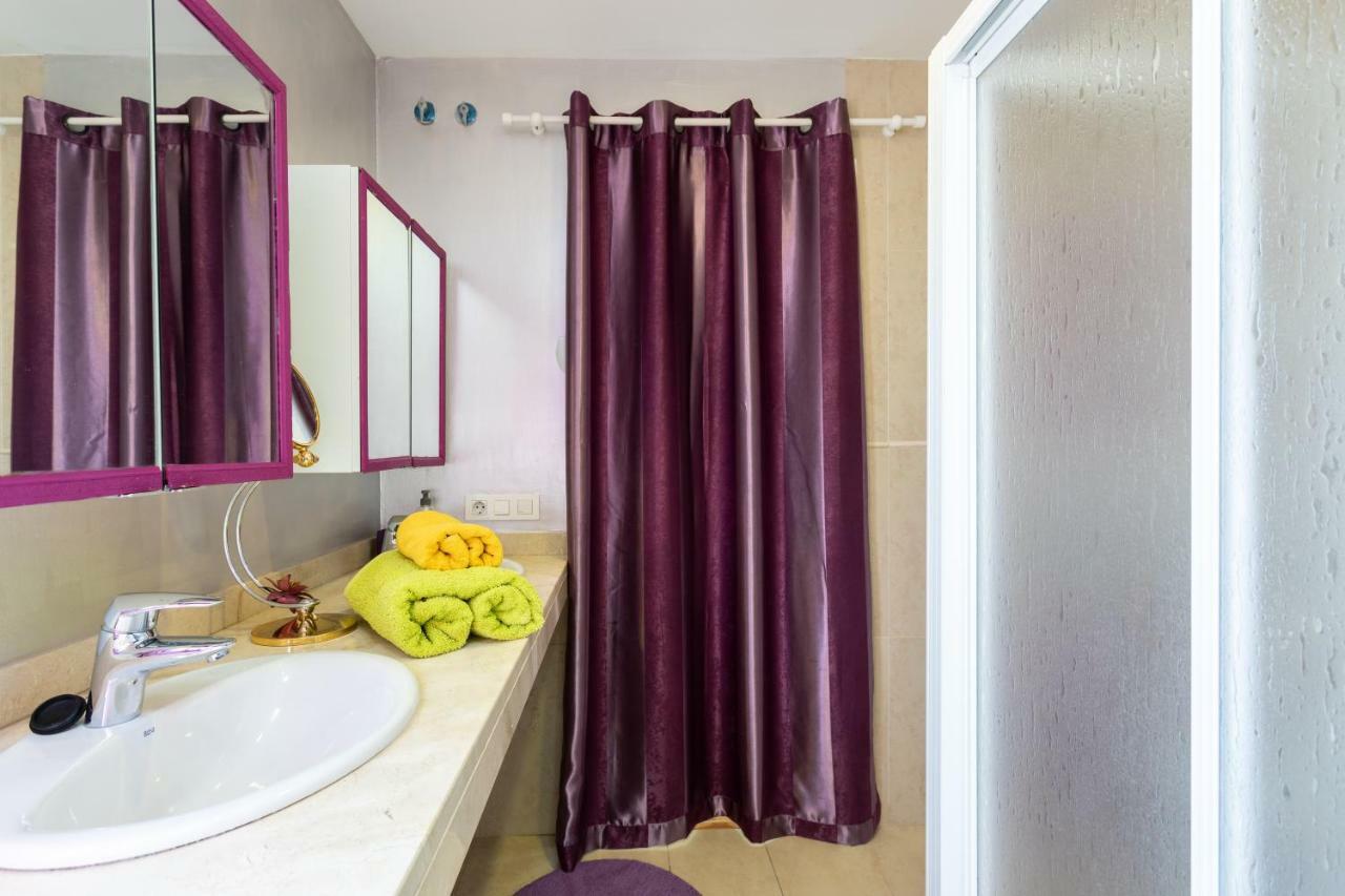 Dorina - Vivienda Vacacional Con Piscina Privada 라오로타바 외부 사진